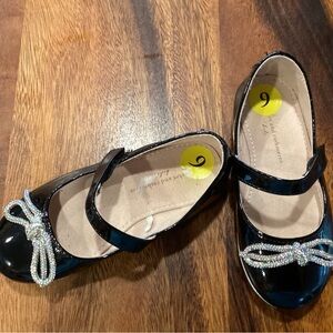 Girls Black Patent Mary Jane Shoes with Rhinestone Bow